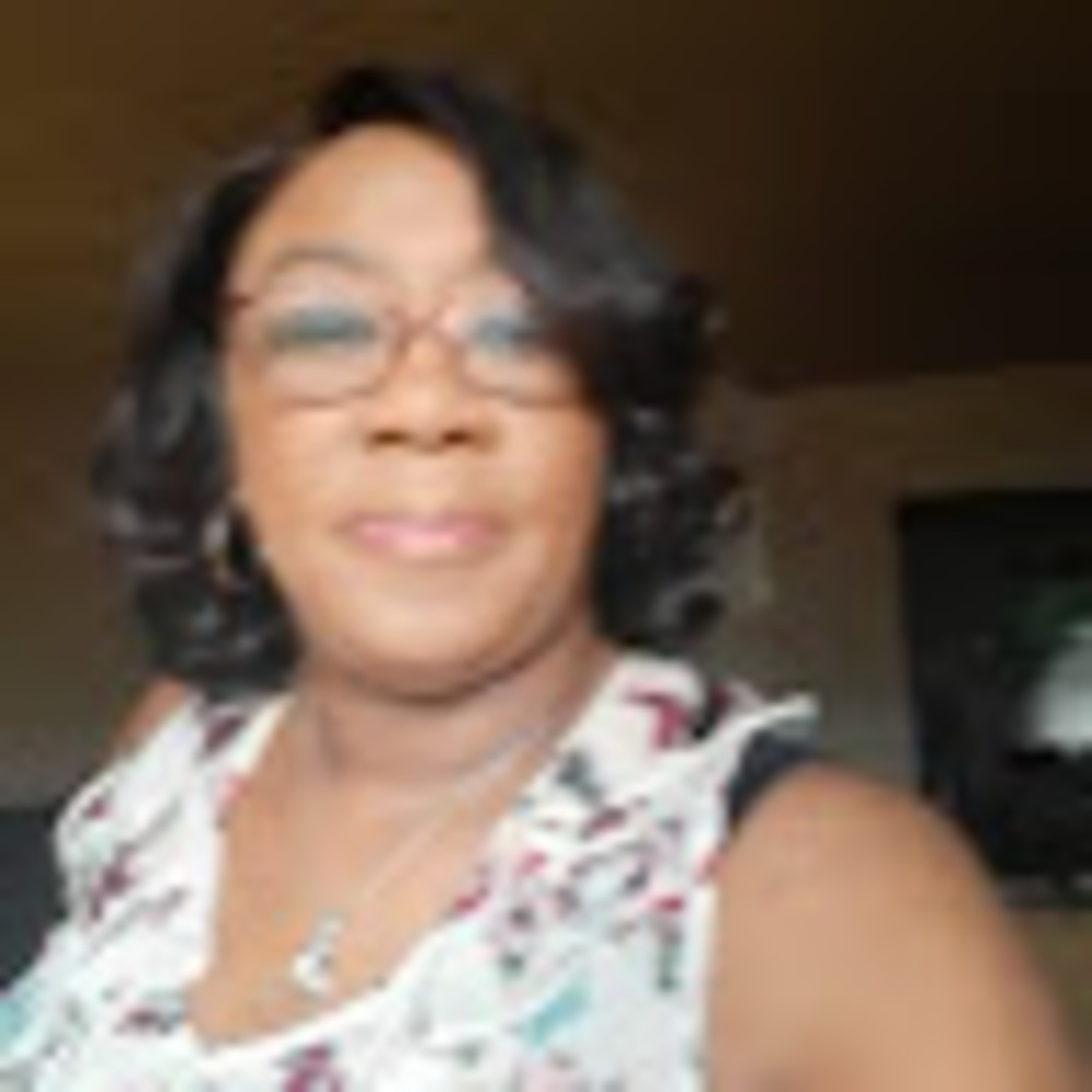 Meet your Posher, Linda g